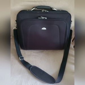 SOLD: Samsonite laptop bag / travel brief case